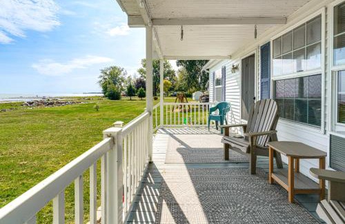 Harbor Beach House | Lake and Lighthouse Views Inviting Port Hope Home!