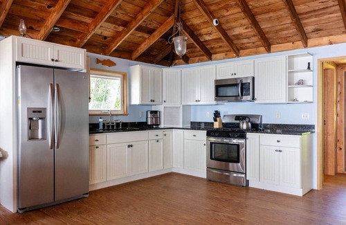 Malletts Bay House | Lake Champlain Beachfront Retreat