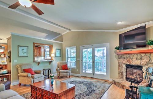 Hayesville House | Lake Chatuge Retreat with Dock and Mtn Views!
