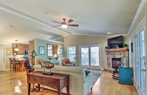 Hayesville House | Lake Chatuge Retreat with Dock and Mtn Views!