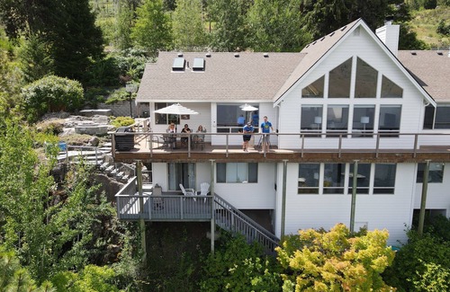 Chelan House | Lake Chelan Luxury Waterfront Home, 3800 sq ft, 4 Bdrm, Private Dock!