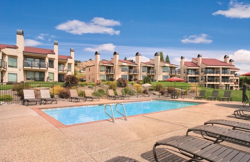Chelan Condo | Lake Chelan Shores , 2Bed 2Bath Condo, summer 2024available, NICE! NEW Listing!