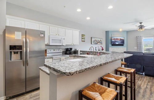 Camdenton Condo | Lake Condo Summary: E