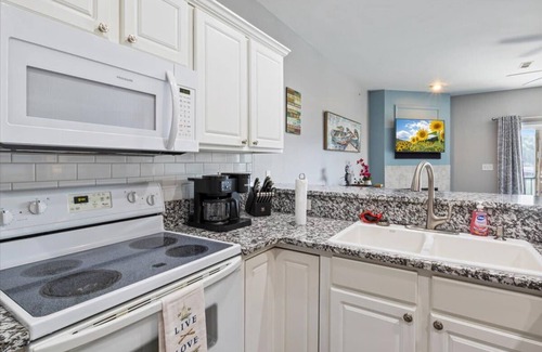 Camdenton Condo | Lake Condo Summary: E