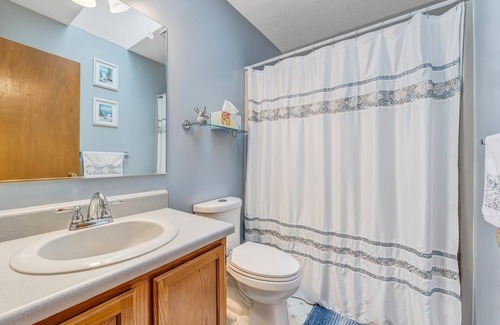 Moneta House | LAKE Coveside: Lakefront with private dock.