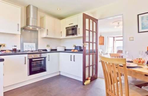Kents Bank House | Lake District Coastal Cottage by Interhome