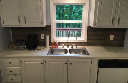 Mooresville House | Lake Front cottage near shopping. Quiet cove on Lake Norman. With lake toys