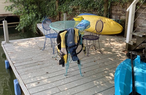 Garner Cove House | Lake front house & kayaks in hidden GEM lake lure