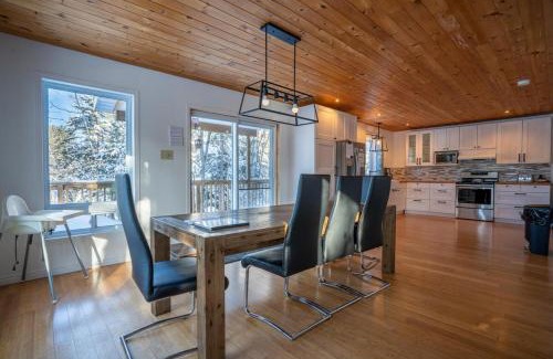 Saint-Didace Ski Chalet | Lake front in the woods Newly furnished
