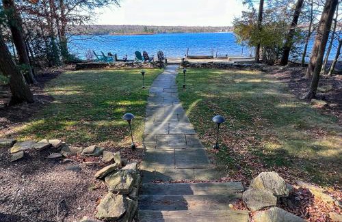 Albrightsville House | Lake Front Paradise