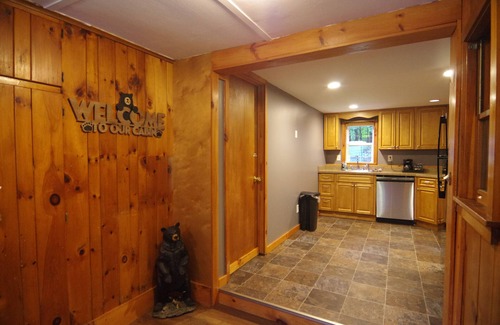Lake George Cabin | Lake George Diamond Point 3 Bed/2 Ba two story Cabin