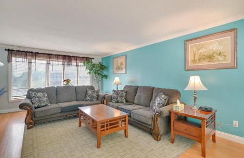 Lake George Apartment | Lake George Retreat with Private Deck and Water Views!