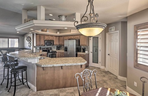 Lake Havasu City House | Lake Havasu City House w/Fire Pit, Pool & Spa!