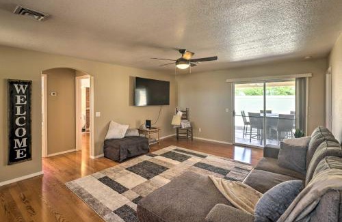 Lake Havasu City House | Lake Havasu City Home with Patio about 3 Mi to Lake