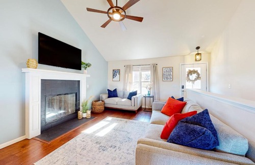 Eureka Springs House | Lake Haven Condo