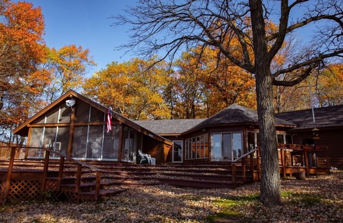 McGregor Cabin | Lake Home Retreat on Big Sandy