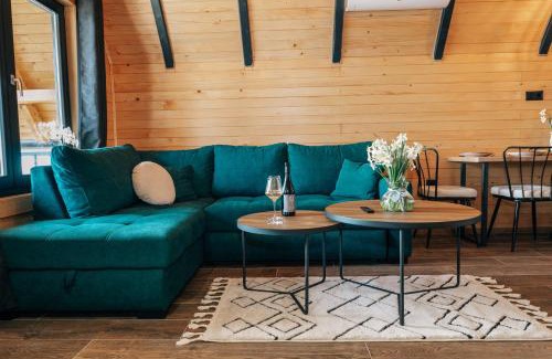 Canton 10 House | Lake House Beliz