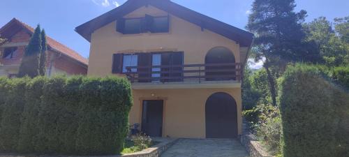 Jajce House | Lake House Ceric