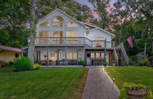 Southmont Bed & Breakfast | Lake House Oasis at High Rock Lake
