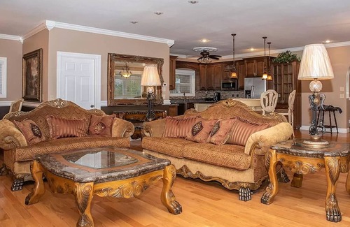 Sevierville House | "LAKE HOUSE" On 7 Acres Of Douglas Lake With A Private Boat Ramp & Private Dock!