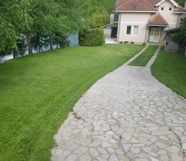 Central Serbia House | Lake House