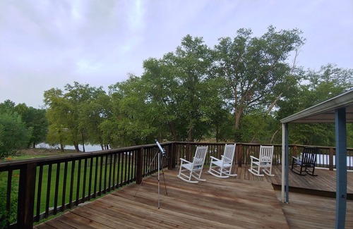 Eufaula House | Lake house with dock
