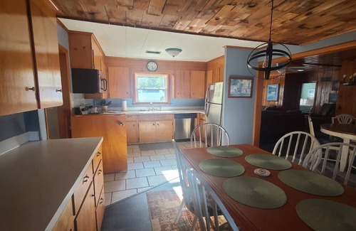 Oscoda House | Lake Huron - 3 Bedroom 2 Bath Lake Front Home - Sleeps 12