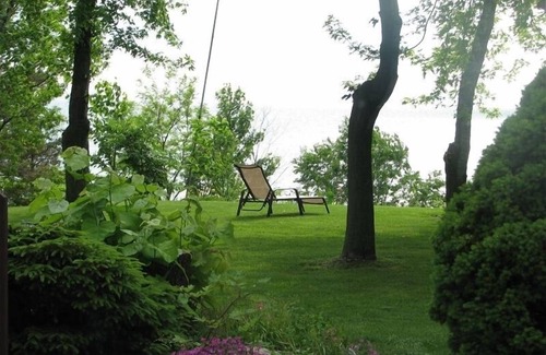 Zurich Cottage | Lake Huron Beach House - Spectacular Sunsets