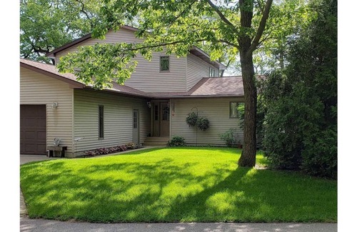 Northeastern Michigan House | Lake Huron Beachfront