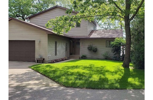 Northeastern Michigan House | Lake Huron Beachfront