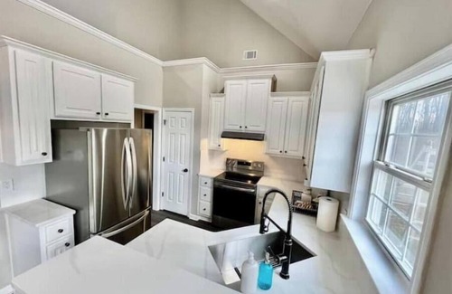 Gainesville House | Lake Lanier House 1