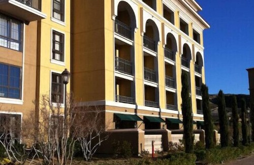 Lake Las Vegas Condo | LAKE LAS VEGAS RESORT VACATION
