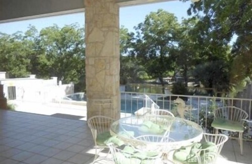 Burnet House | Lake LBJ Lakefront Home w/ Pool, 7 Bedrooms, Sleeps 25
