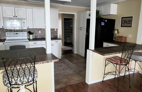 Granite Shoals House | Lake LBJ waterfront house in a large quiet cove - SUP boards, kayak, great view!