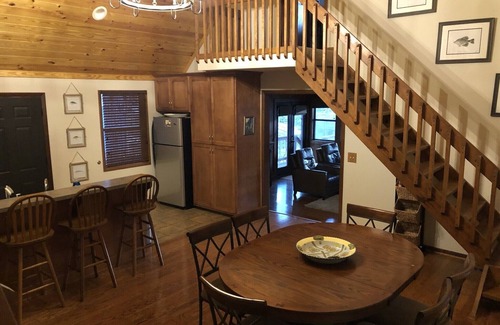 Dadeville House | Lake Martin Cabin Escape