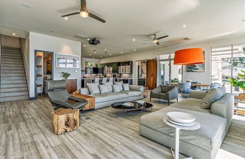 Mayhew House | Lake Norman Lakefront w/Pool ~ AMAZING Lake Views ~ Indoor PICKLEBALL with A/C