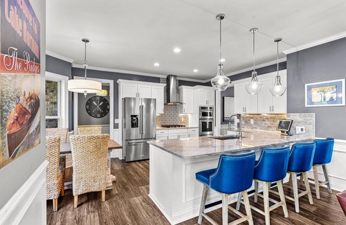 Mayhew House | Lake Norman Lakeside Retreat with Optional Pontoon Rental