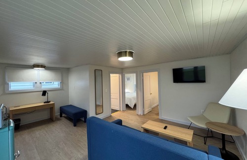 Geneva-on-the-Lake Cottage | Lake Shore Cottage