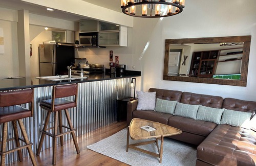 Dollar Point Condo | Lake Tahoe Getaway with Pool, Hot Tub, Tennis Court! Near Beaches & Restaurants