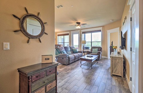 Jonestown Apartment | Lake Travis Condo with Resort Amenity Access!