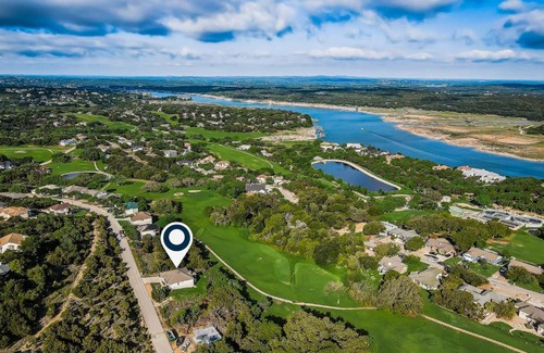 Highland Lake Estates House | Lake Travis Escape & Play
