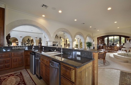 Paradise Cove House | Lake Travis16,000 SQFT Waterfront Luxury w/Boat Dock, Pickleball Courts, 12acres