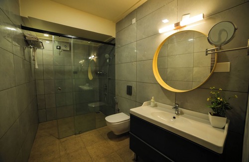 Vayalipad Hotel | Lake Valley Resort and Spa, Tirupati