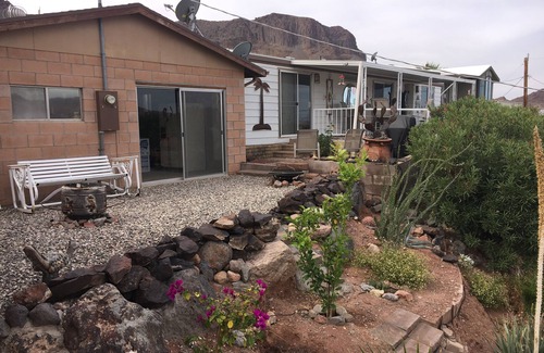 Parker Strip House | Lake view home near Havasu Springs and Parker Strip