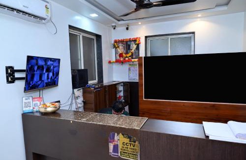 Pune Hotel | Lake View Lodge, Pune