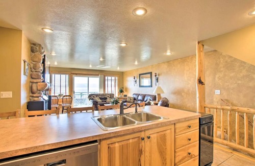 Garden City Condo | LAKE VIEW RETREAT CONDO/1 block Marina/Resort pool,hot tub & tennis courts