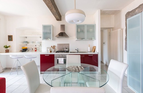 Azzano Apartment | Lake View Terrace Apartment