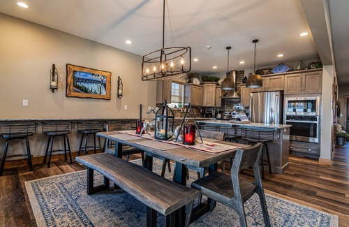 Table Rock House | Lake Views, Hot Tub, Cmty Indoor&Outdoor Pools