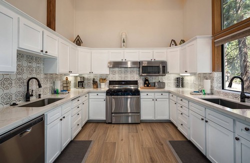 Tahoe Vista House | Lake Views, Hot Tub, Across from Beach, Garage "Sandy Shores Villa"