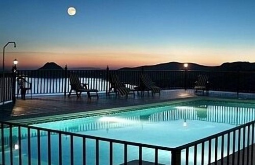 Iznajar Villa | Lake Villa House is a Very Beautiful Villa in Front of the Lake of Iznájar